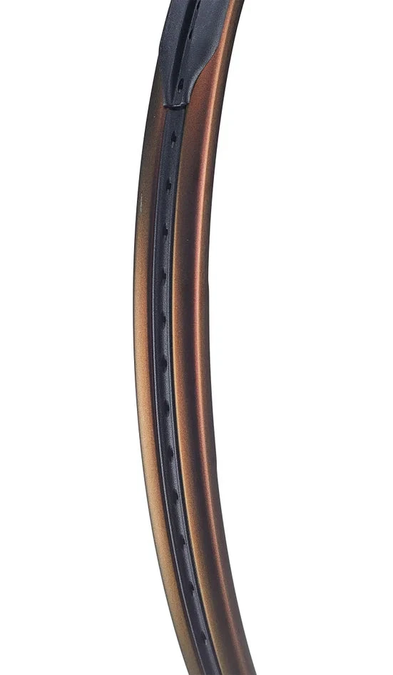 Wilson Pro Staff 97 V14 (315g) Tennis Racket - 2023 NEW ARRIVAL 5 Wilson Pro Staff 97 V14 (315g) Tennis Racket - 2023 NEW ARRIVAL - Image 3